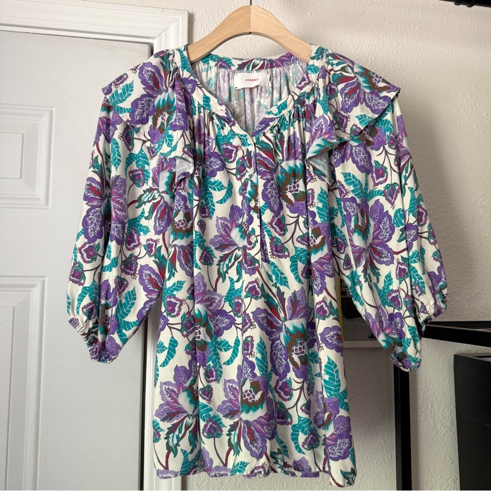 XiRENA purple teal white floral ruffle boxy popover cropped puff long sleeve top